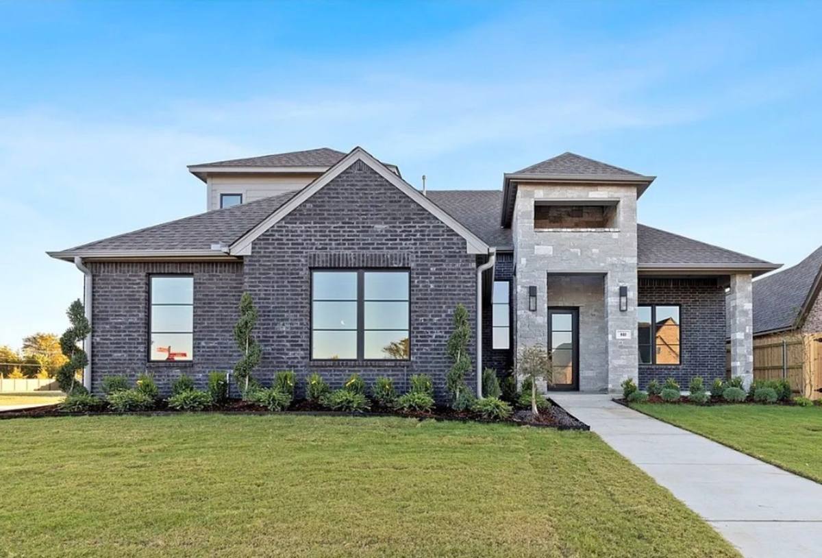 House for rent at 922 E 148th Place S, Glenpool, OK 74033