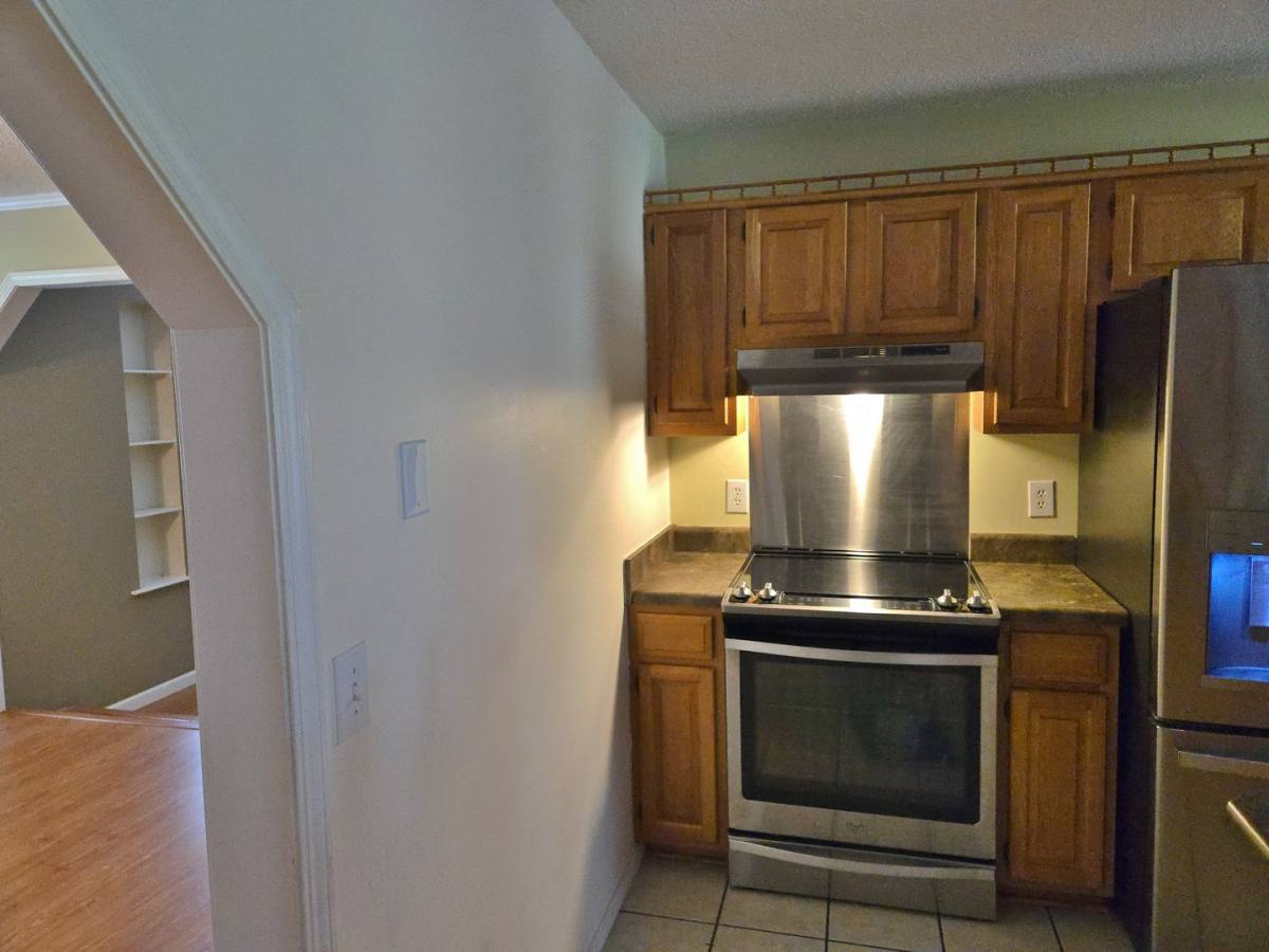 House for rent at 285 Co Rd, Vinemont, AL 35179