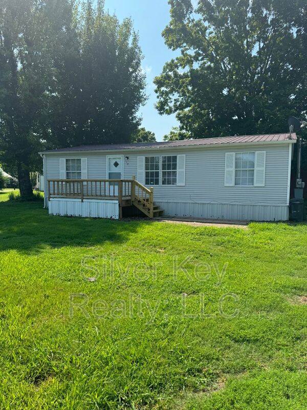 House for rent at 115 Barnett St, Englewood, TN 37329