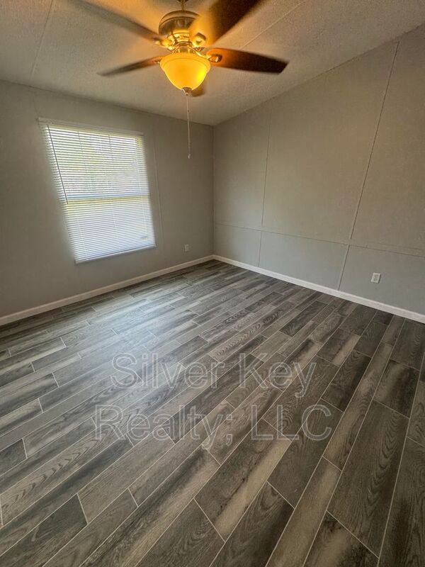 House for rent at 115 Barnett St, Englewood, TN 37329