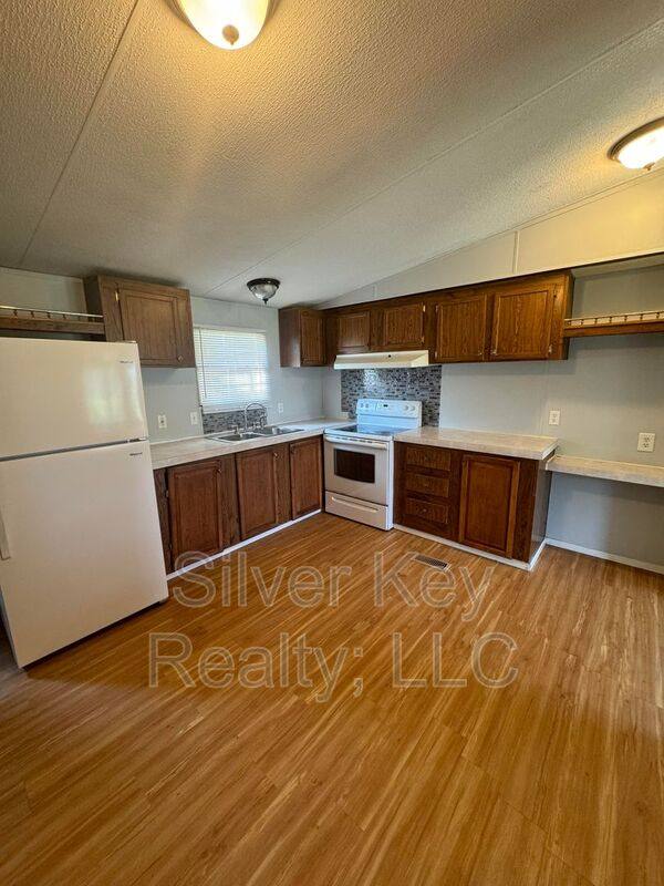 House for rent at 115 Barnett St, Englewood, TN 37329