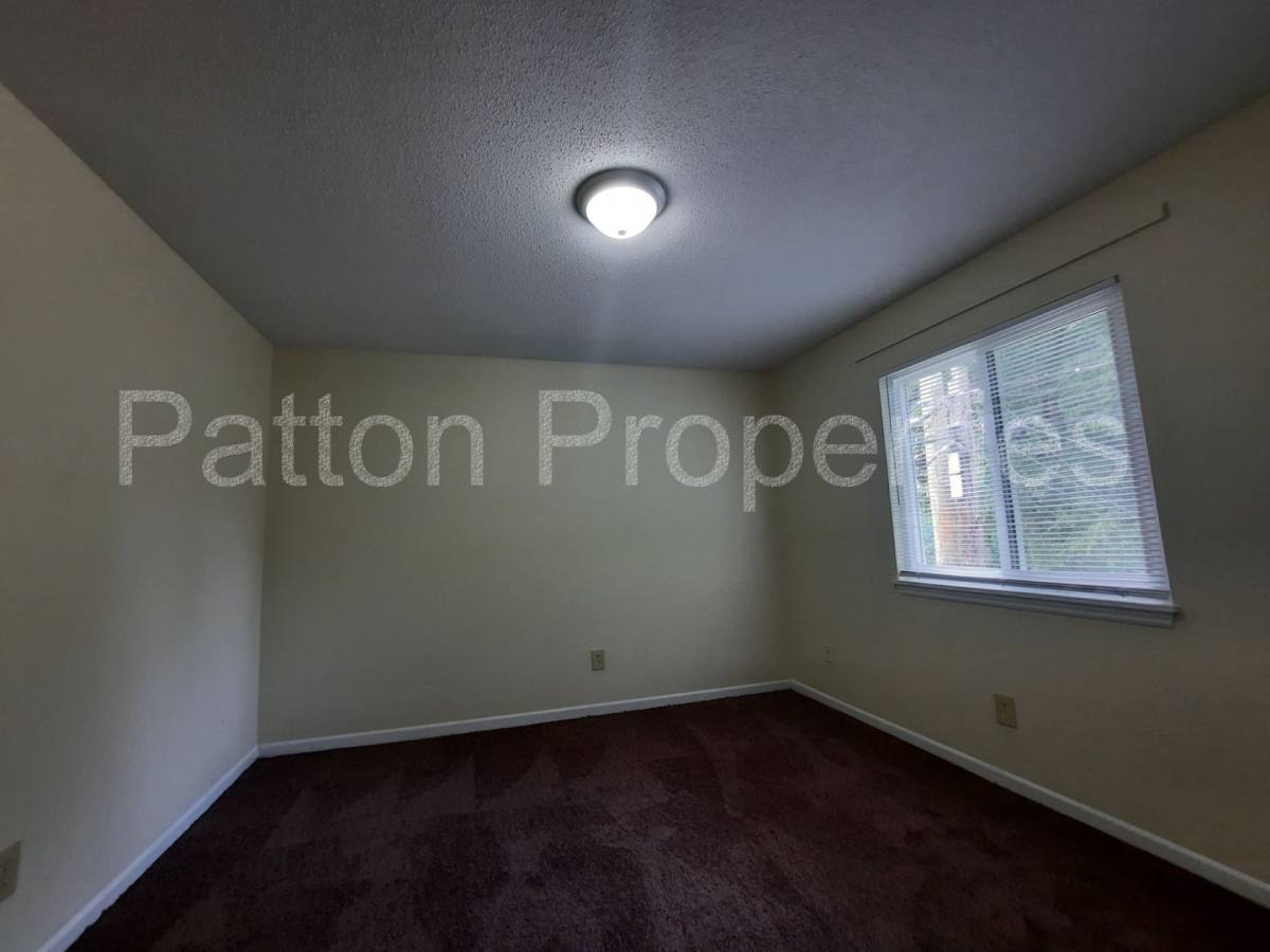 Apartment for rent at 1426 Platt Springs Rd, West Columbia, SC 29169