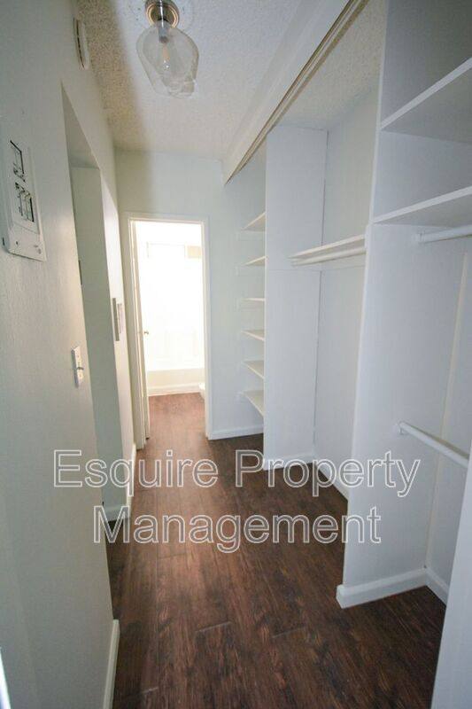 Apartment for rent at 640 W Channel Islands Blvd #D-11, Oxnard, CA 93033