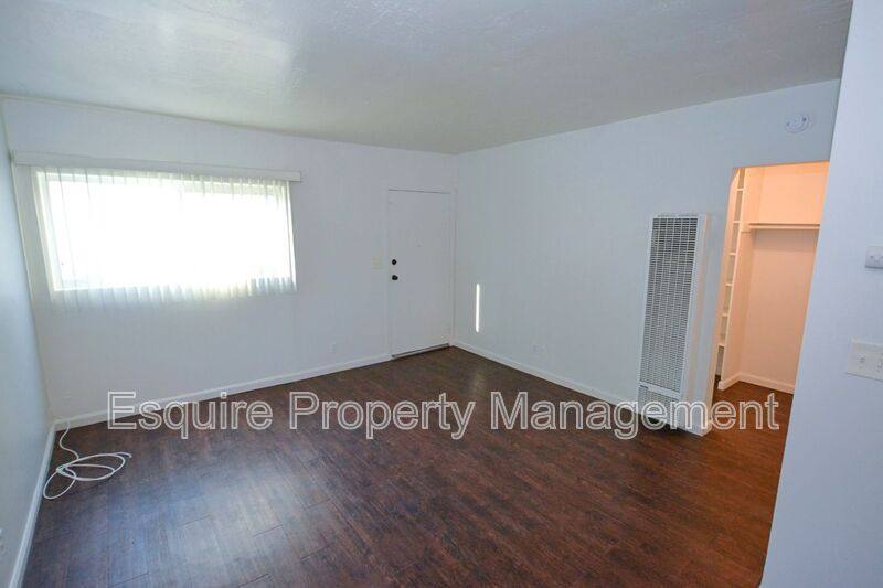 Apartment for rent at 640 W Channel Islands Blvd #D-11, Oxnard, CA 93033