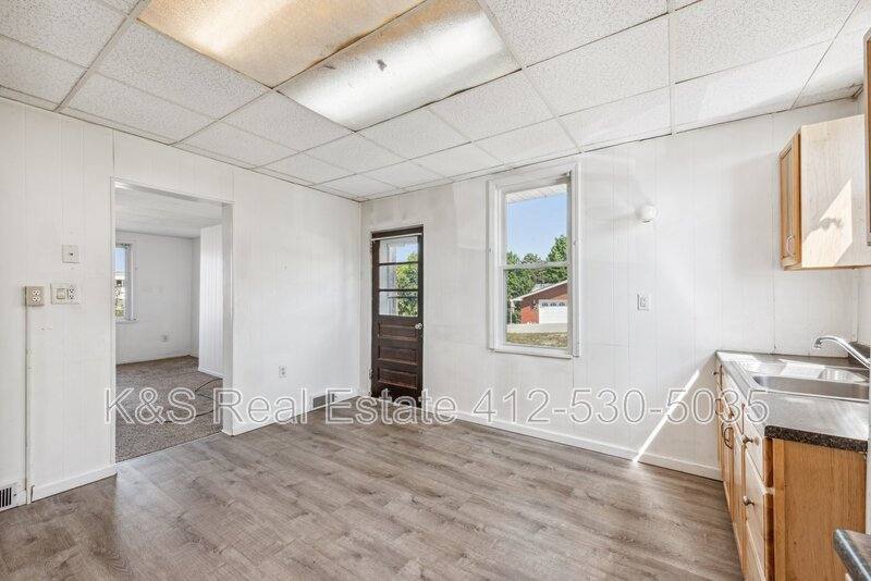 Apartment for rent at 16 Eggers Ave #2, Belle Vernon, PA 15012
