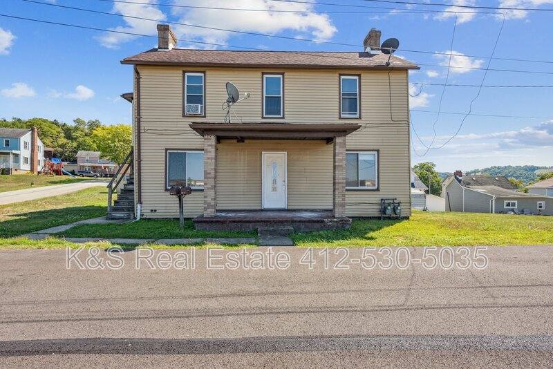 Apartment for rent at 16 Eggers Ave #2, Belle Vernon, PA 15012