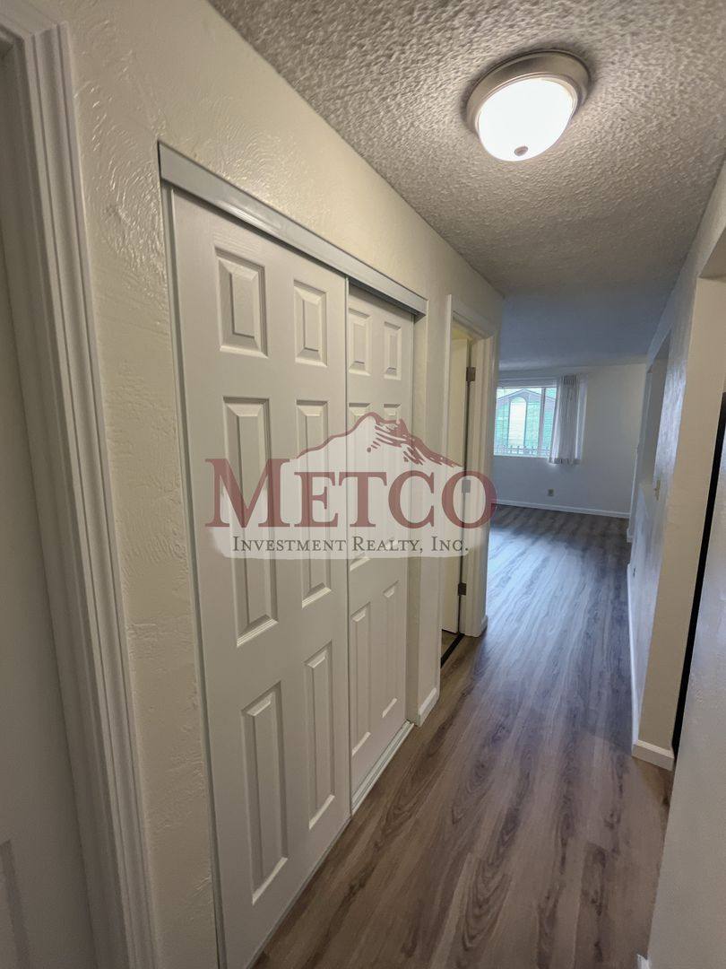 Apartment for rent at 1754 J St, Springfield, OR 97477