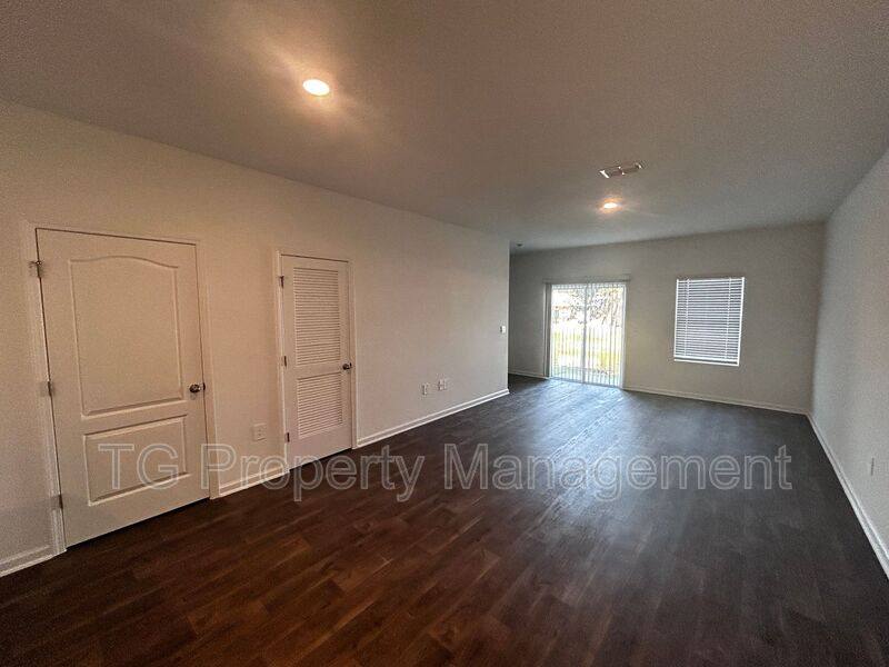 House for rent at 9209 Stony Brook Rd -Baymeadows Circle W, Jacksonville, FL 32256