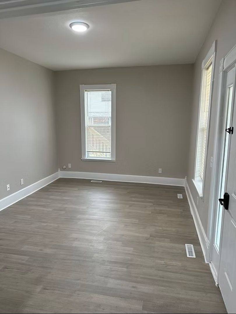 Apartment for rent at 320 S Florence Ave, Springfield, MO 65806