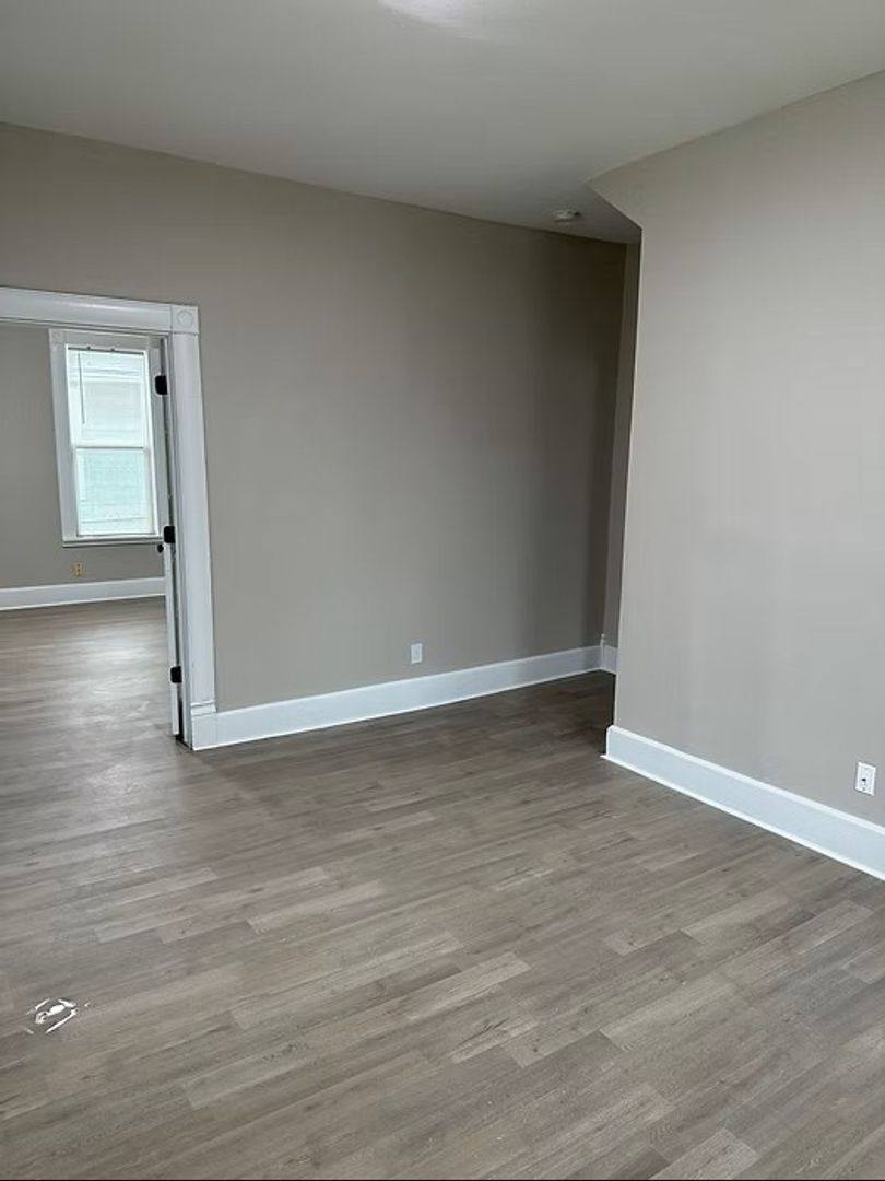 Apartment for rent at 320 S Florence Ave, Springfield, MO 65806