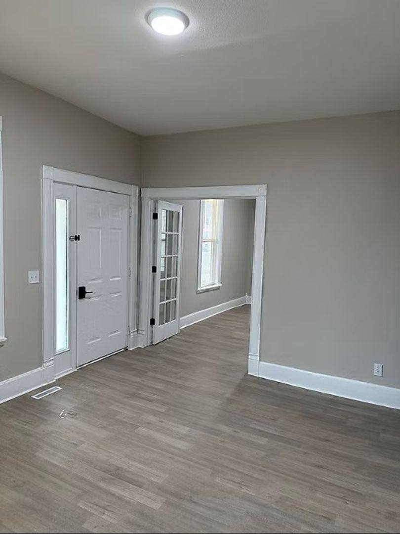 Apartment for rent at 320 S Florence Ave, Springfield, MO 65806