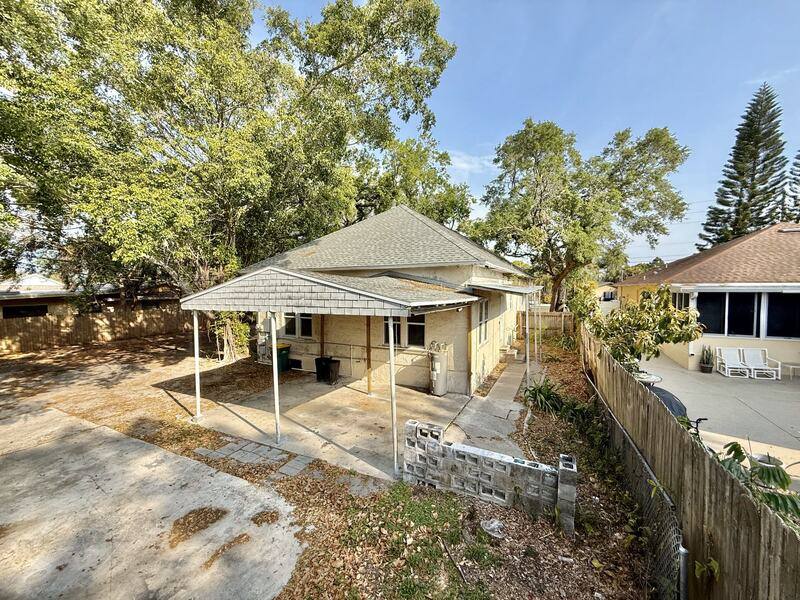 Apartment for rent at 641 Mehlenbacher Rd #1 2, Largo, FL 33770