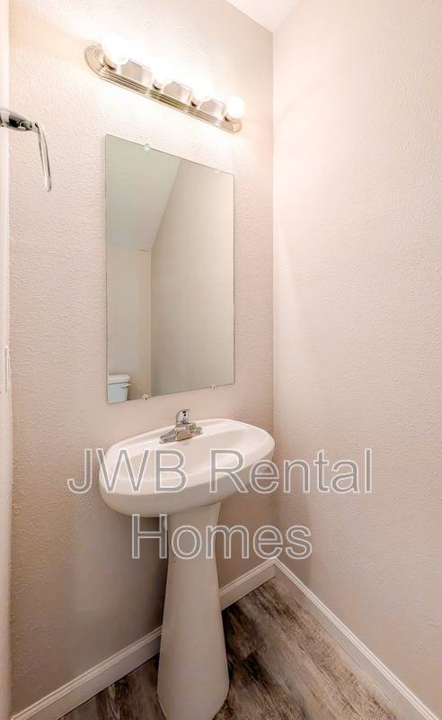 Townhouse for rent at 6055 Carolines Court, Jacksonville, FL 32277