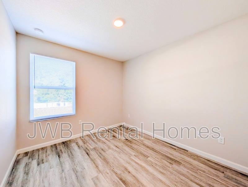 Townhouse for rent at 6055 Carolines Court, Jacksonville, FL 32277