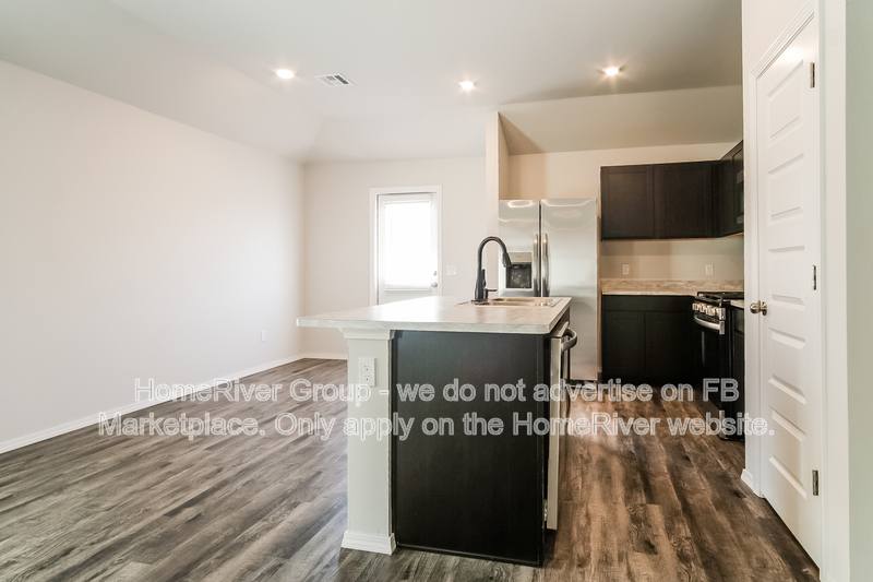 House for rent at 1211 Clydesdale Dr, Guthrie, OK 73044