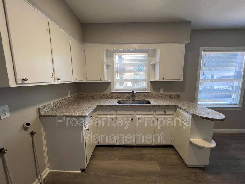 House for rent at 800 Goodson Dr, Columbus, GA 31907