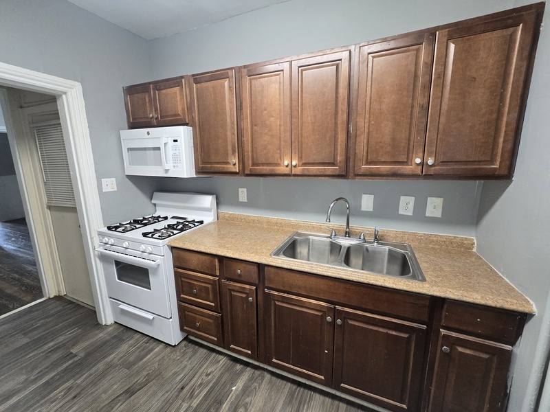 Townhouse for rent at 709 Idlewood Ave, Richmond, VA 23220