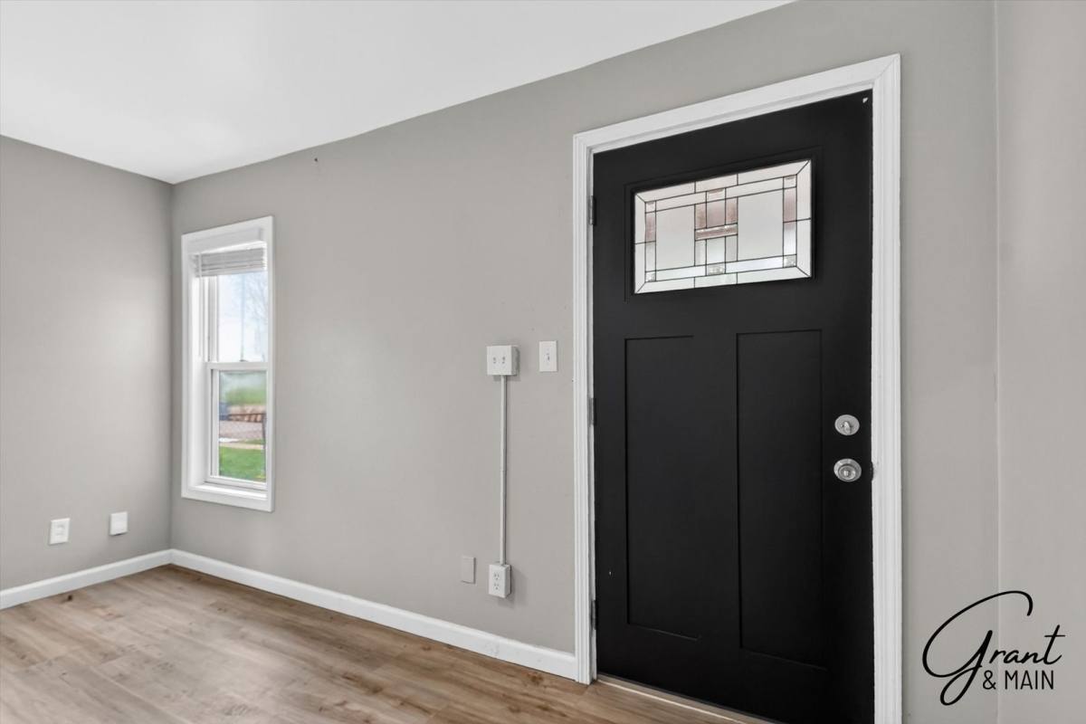 House for rent at 11319 Chalmers Ave, Warren, MI 48089