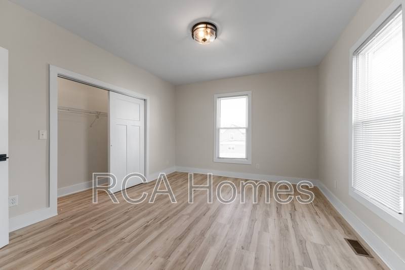 House for rent at 238 Eastern Ave, Indianapolis, IN 46201