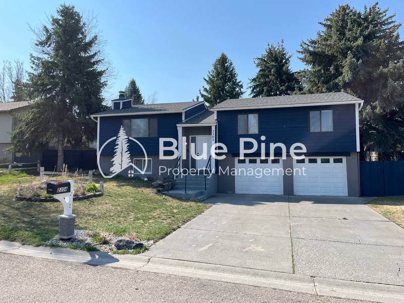House for rent at 2304 E Oakmont Dr, Idaho Falls, ID 83404
