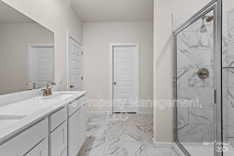 House for rent at 289 S Neon Ave, Fayetteville, AR 72704