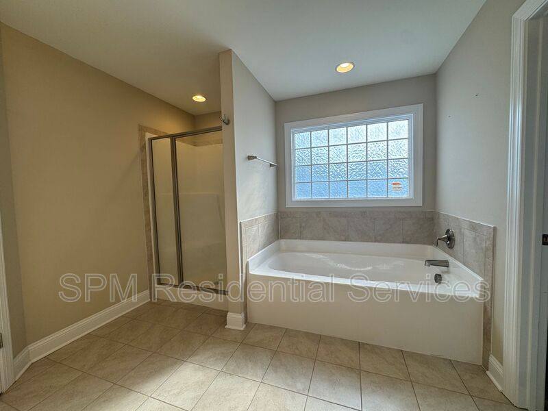 House for rent at 614 High Tide Dr, Sneads Ferry, NC 28460