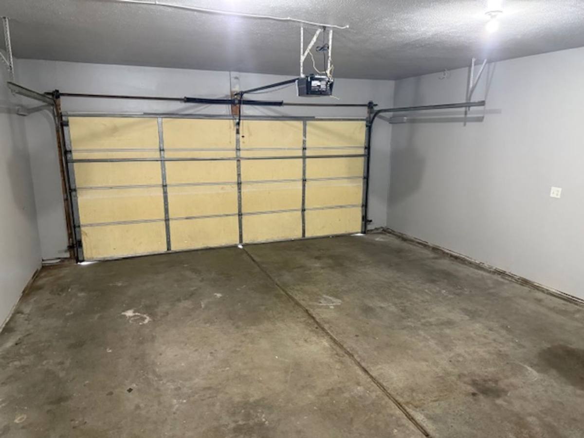 Apartment for rent at 100-102 Eagle Ridge Dr, Chatham, IL 62629