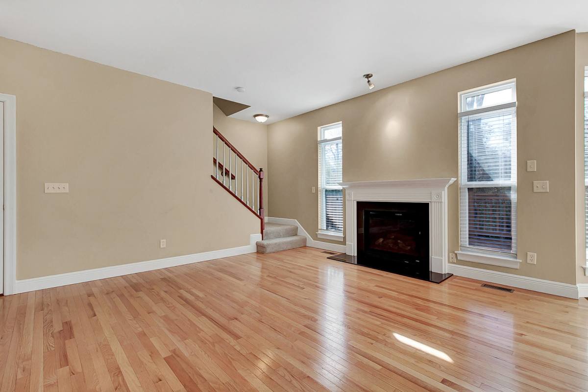 Apartment for rent at 7103-13 Horner Ave, Saint Louis, MO 63117