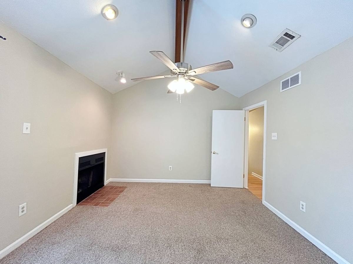 Townhouse for rent at 3411 San Felipe Dr, Baton Rouge, LA 70809