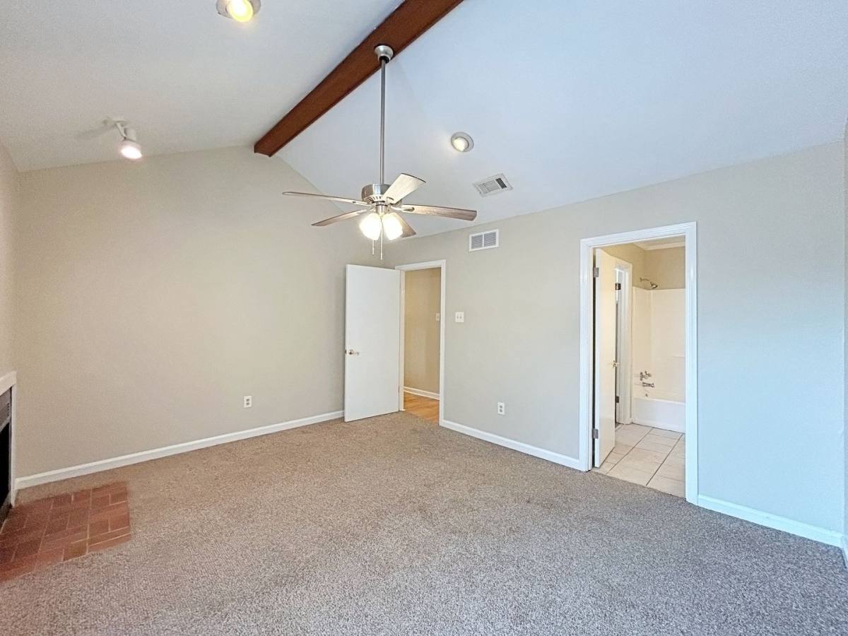 Townhouse for rent at 3411 San Felipe Dr, Baton Rouge, LA 70809