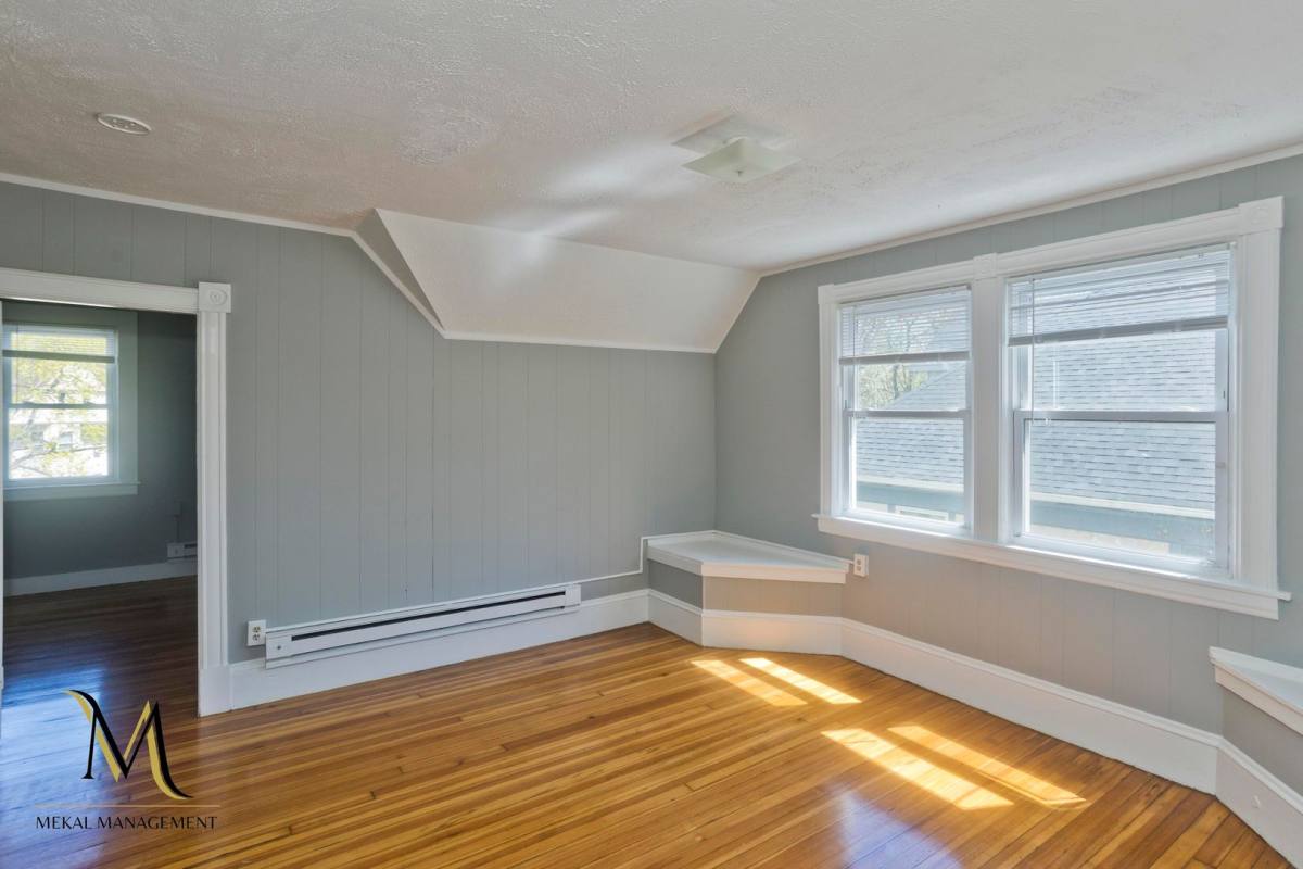 Apartment for rent at 122 Fort Pleasant Ave, Springfield, MA 01108
