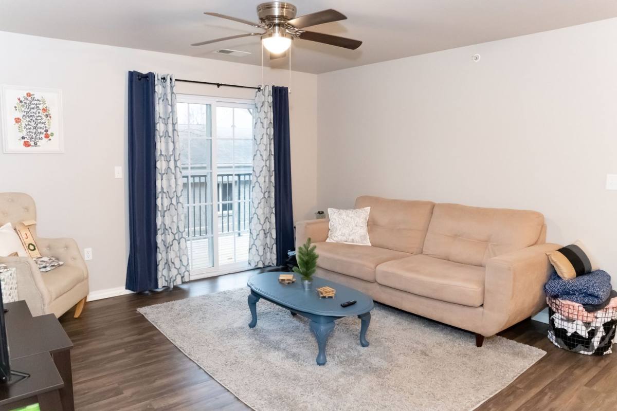 Apartment for rent at 2013 E Cherry St, Springfield, MO 65802