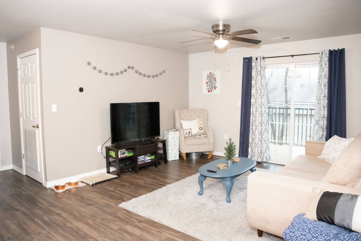 Apartment for rent at 2013 E Cherry St, Springfield, MO 65802