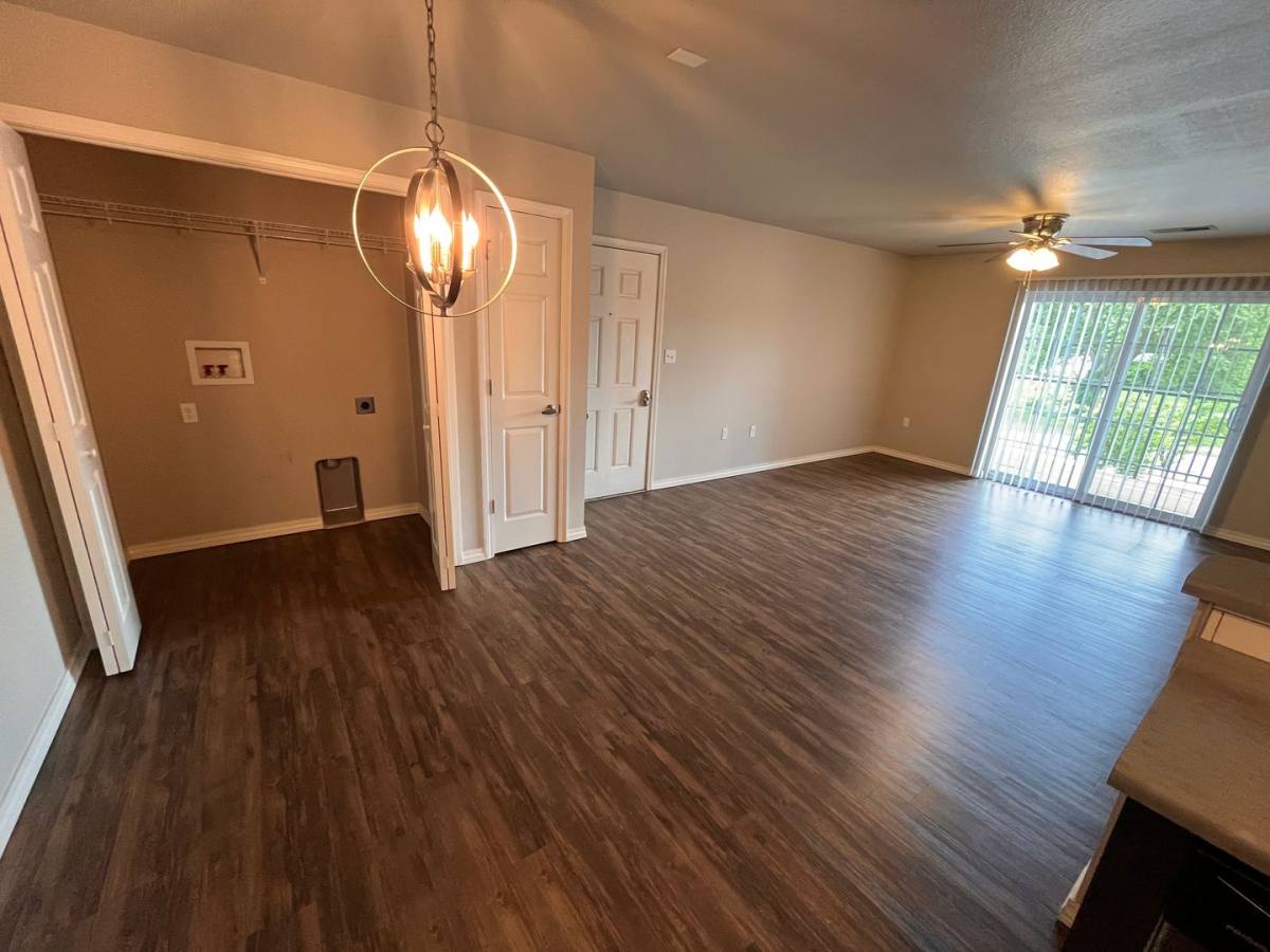 Apartment for rent at 2013 E Cherry St, Springfield, MO 65802