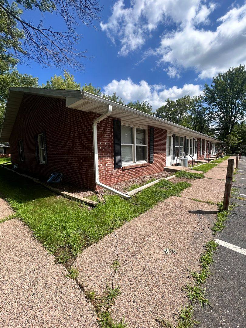 Apartment for rent at 948 N Kelly St, Cadott, WI 54727