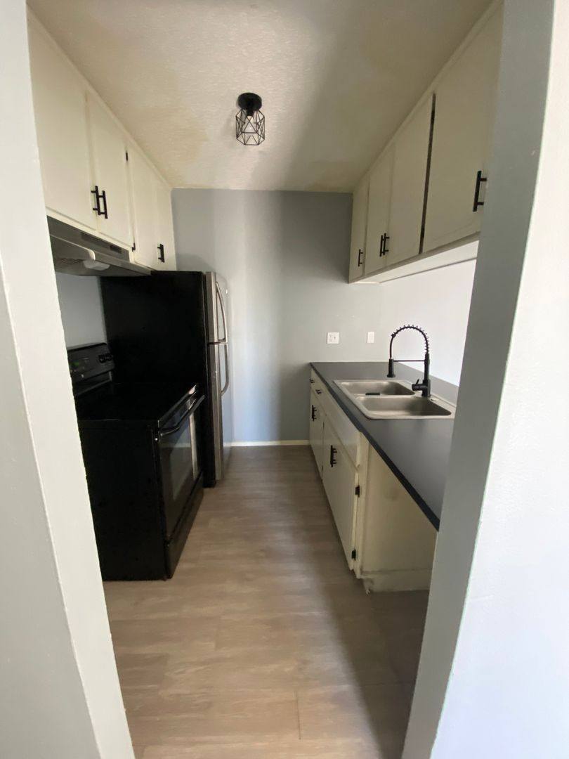 Apartment for rent at 517 S Westgate Dr, Weslaco, TX 78596