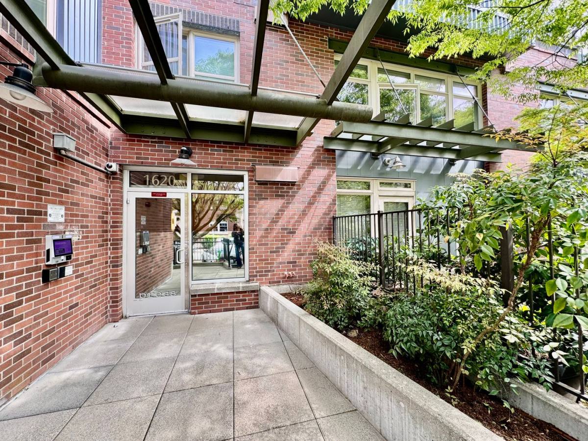 Apartment for rent at 1620 Belmont Ave, Seattle, WA 98122