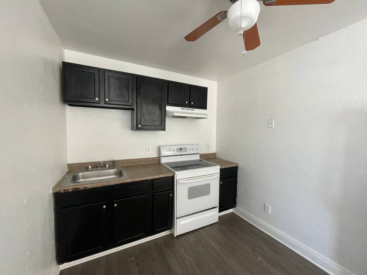 Apartment for rent at 903 N 30th St #D, Phoenix, AZ 85008