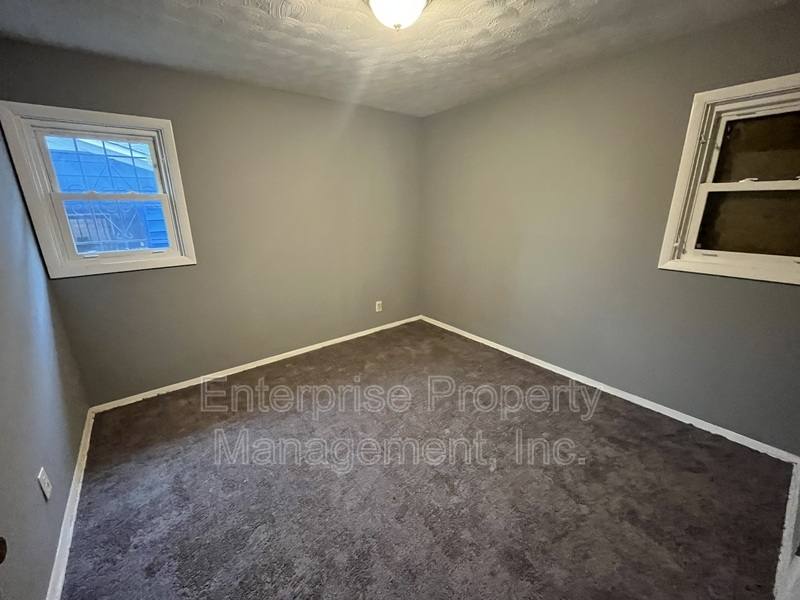 House for rent at 829 Alida Ave, Memphis, TN 38106