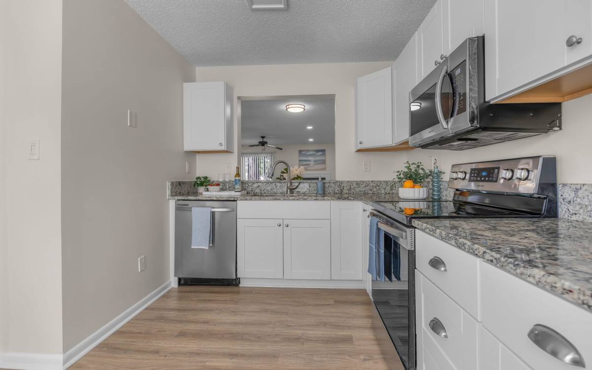 Townhouse for rent at 5036 Glenwood Way, Virginia Beach, VA 23456