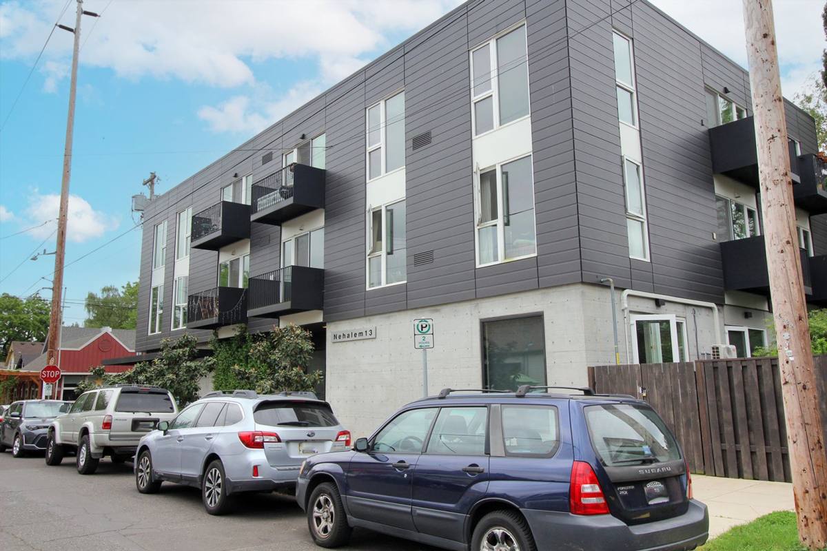 Apartment for rent at 1280 SE Nehalem St, Portland, OR 97202
