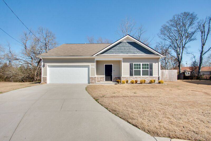 House for rent at 1872 Holdens Hollow, Columbia, TN 38401