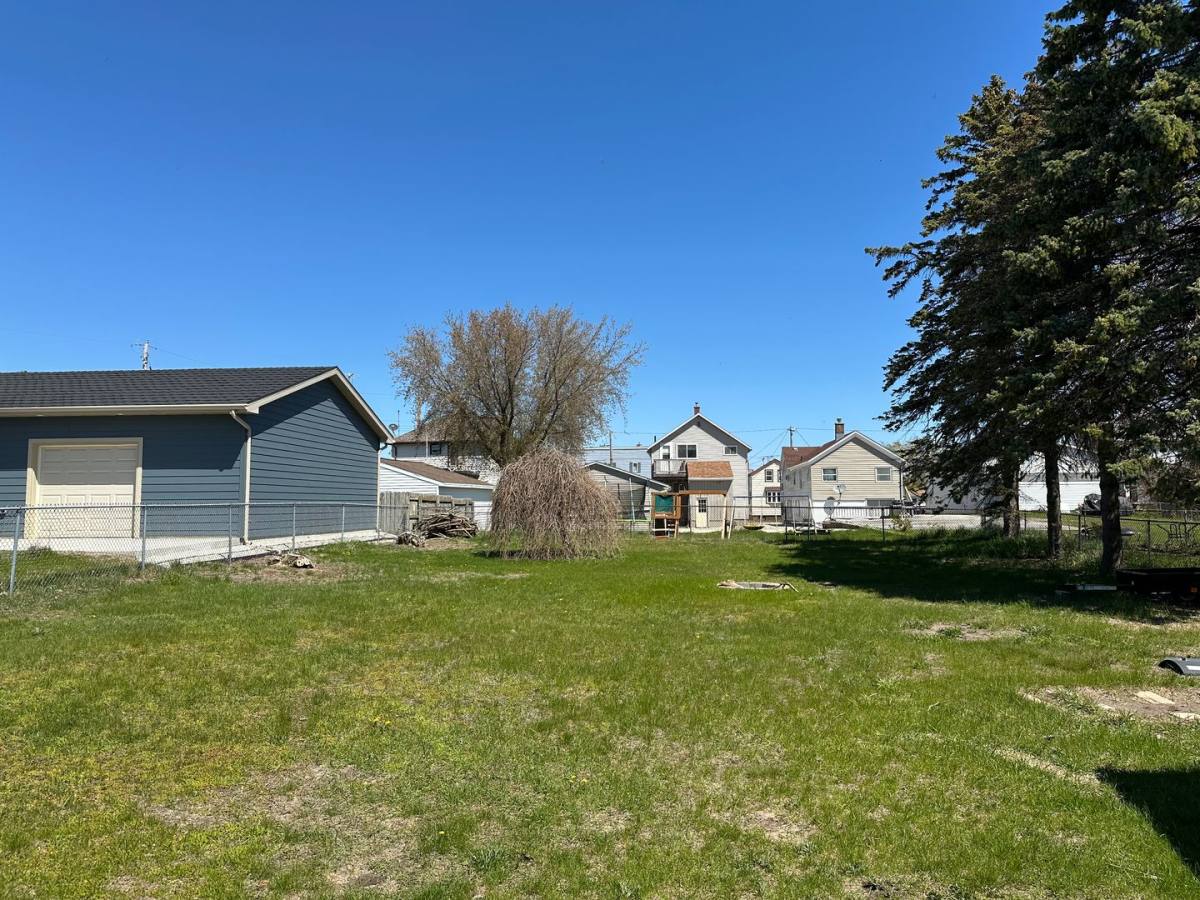 House for rent at 1110 16th St, Two Rivers, WI 54241