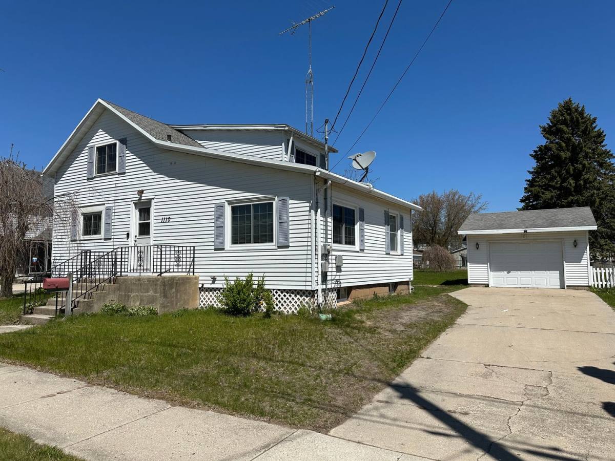 House for rent at 1110 16th St, Two Rivers, WI 54241