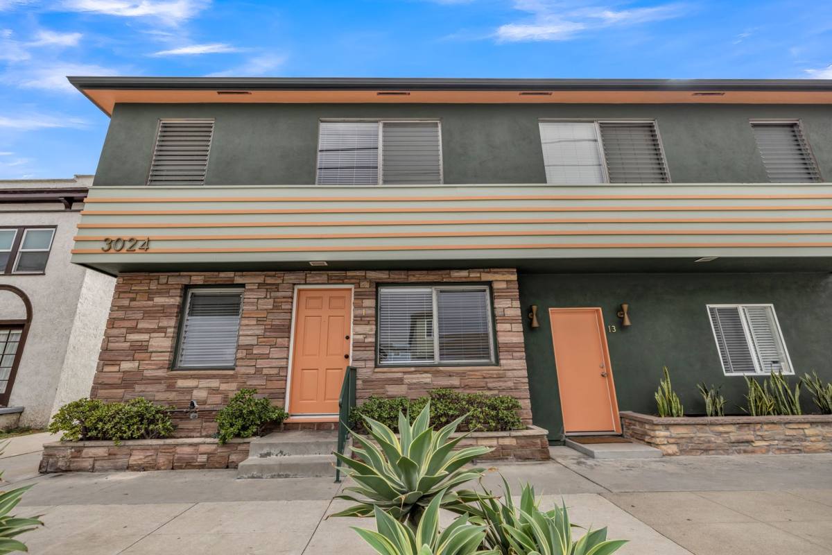 Apartment for rent at 3024 E Third St, Long Beach, CA 90814