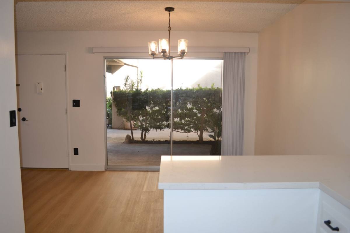 Apartment for rent at 1100 W Huntington Dr, Arcadia, CA 91007