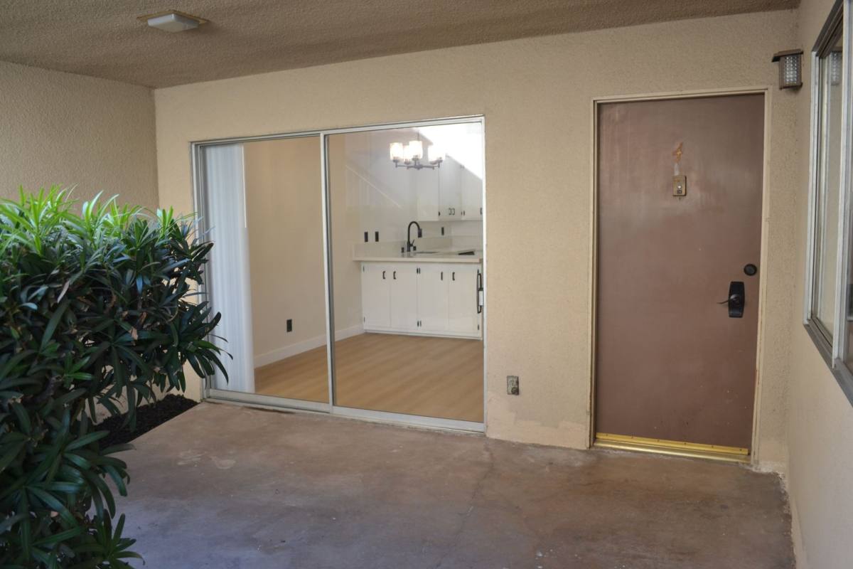 Apartment for rent at 1100 W Huntington Dr, Arcadia, CA 91007