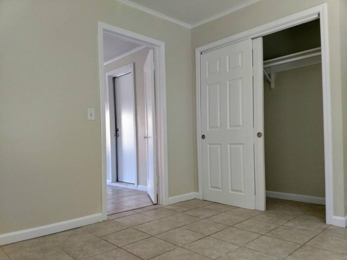 Apartment for rent at 849-851 W Cambridge Ave, Fresno, CA 93705