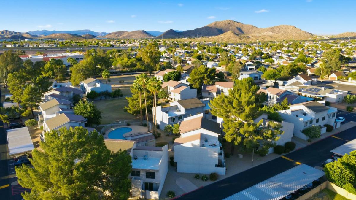 Condo for rent at 19601 N 7th St, Phoenix, AZ 85024