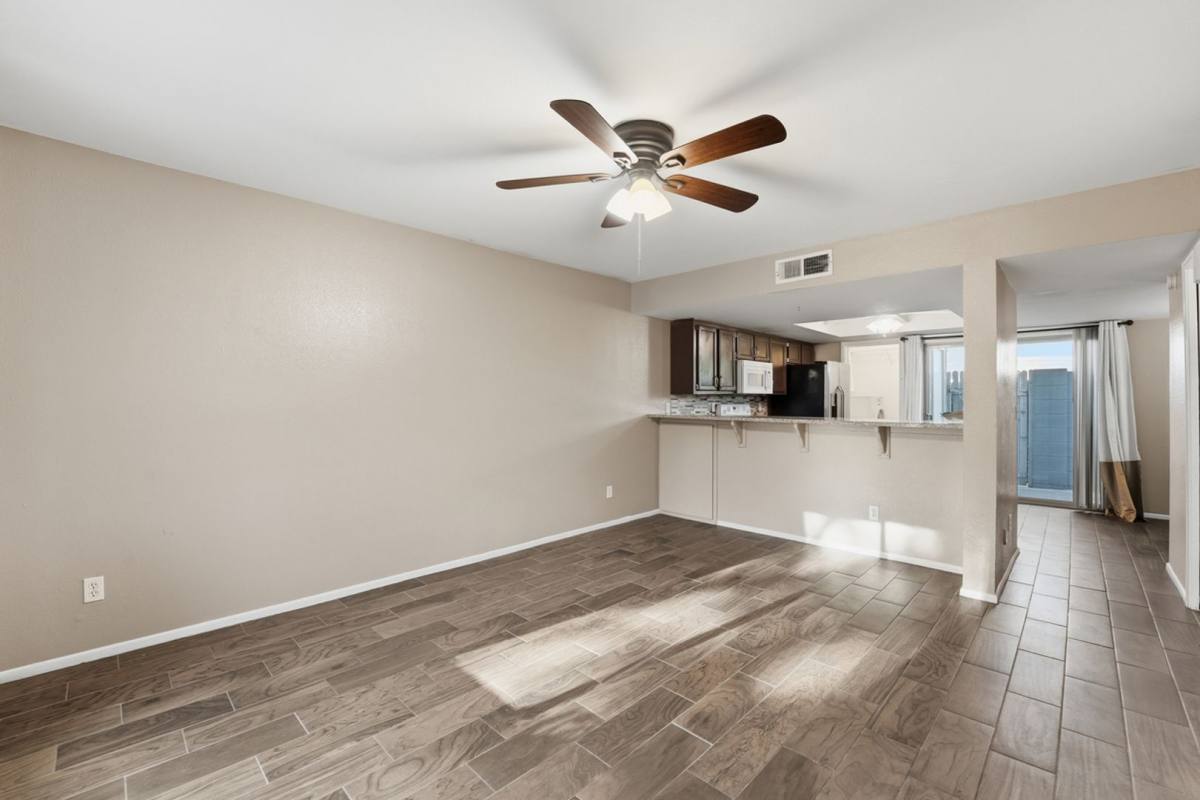 Condo for rent at 19601 N 7th St, Phoenix, AZ 85024